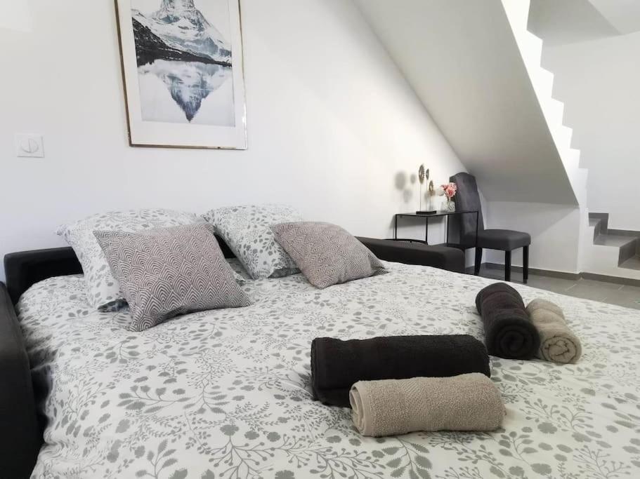 L'Elegant Duplex - Clim I Wifi I Proche Du Centre-Ville Miramas Ngoại thất bức ảnh
